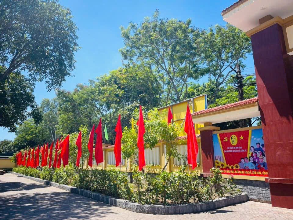 Anh-tin-bai